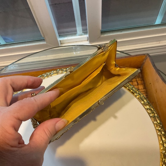 VTG Gold Beaded Purse - Picture 4 of 6